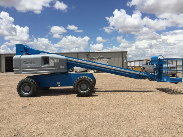   Genie 60' Manlift