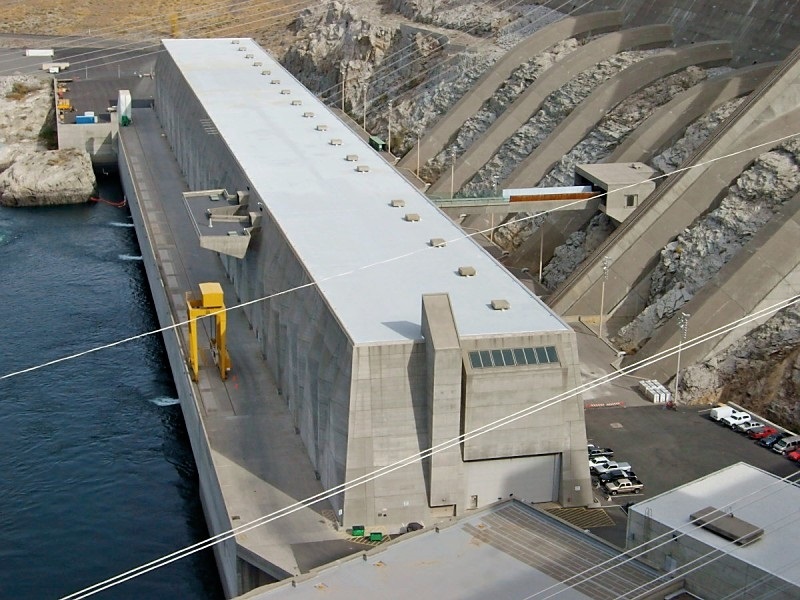 Финишное кровельное полиуретановое покрытиеUnited Coatings Elastuff 103 Roof Coating