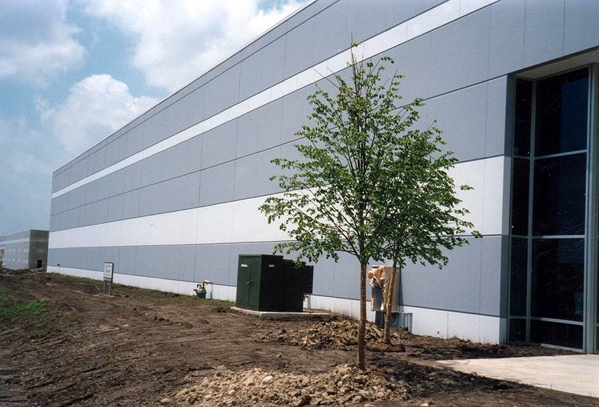 CANYON TONE STAIN - акриловый полимер на водной основе, смешенный с силиконовой смолой,  предназначен для создания покрытия  с водоотталкивающим, устойчивым цветом отделки. CANYON TONE STAIN образует тонкий гидрофобный слой покрытия.  Материал наносится на бетон, сборный железобетон, кирпич и штукатурку. Продукт доступен в широком диапазоне цветов.CANYON TONE STAIN основе растворителя - акриловый метилметакрилат, предназначен для придания обрабатываемой поверхности водоотталкивающих свойств и устойчивого цвета.